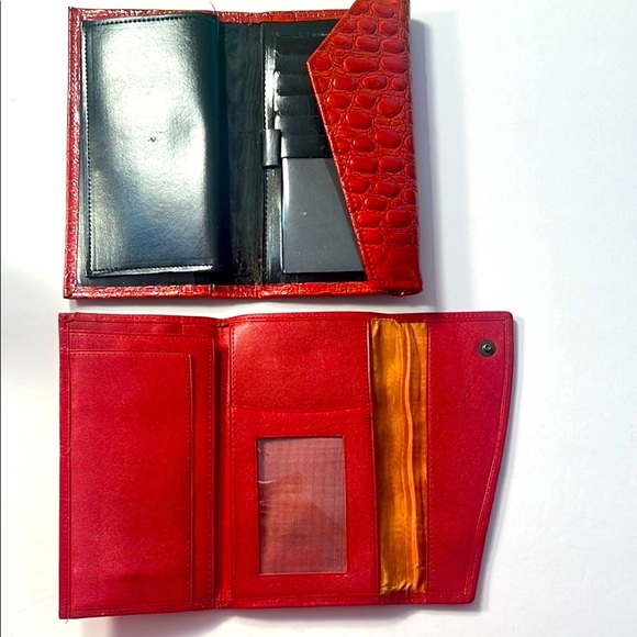 UC Red Wallet Set Vintage Elegant Red Crocodile Embossed - Picture 3 of 5